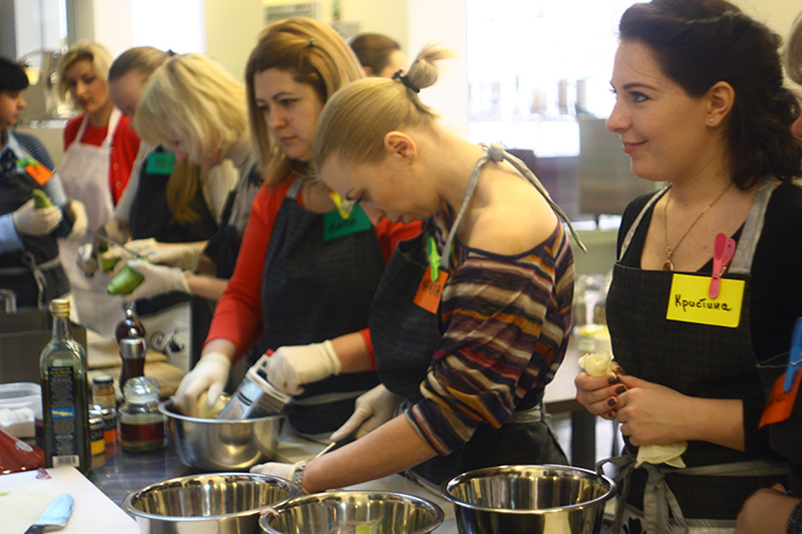 Participants. Franco-Moroccan cuisine. How to cook duck tajine with oranges and couscous salad. Сooking school "My Odessa Cuisine".