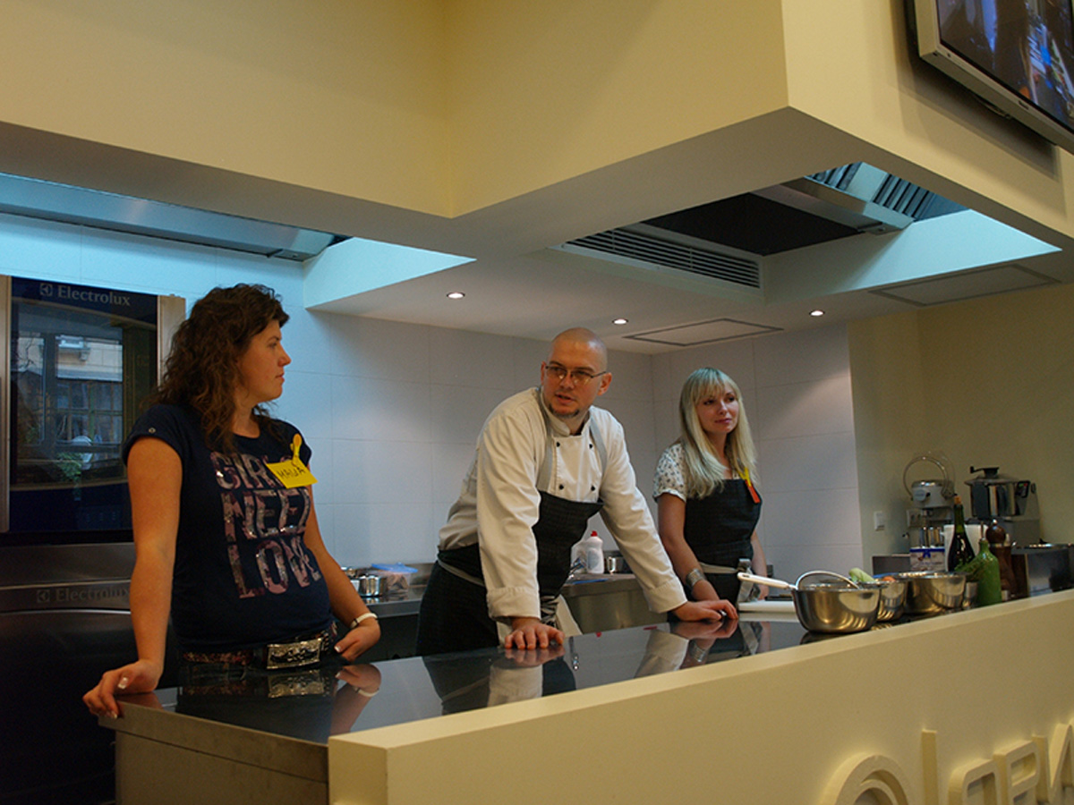 Maria Kalenska. Lesson "Viva Italia!" with Konstantin Rossoshenko. Cooking classes in Odessa.