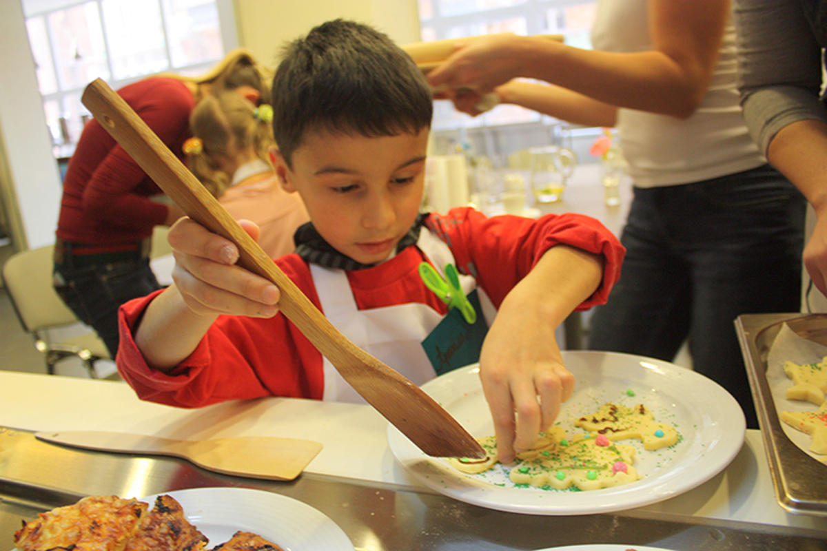 Nut cookies. How to cook dinner for mom. Cooking classes in Odessa.