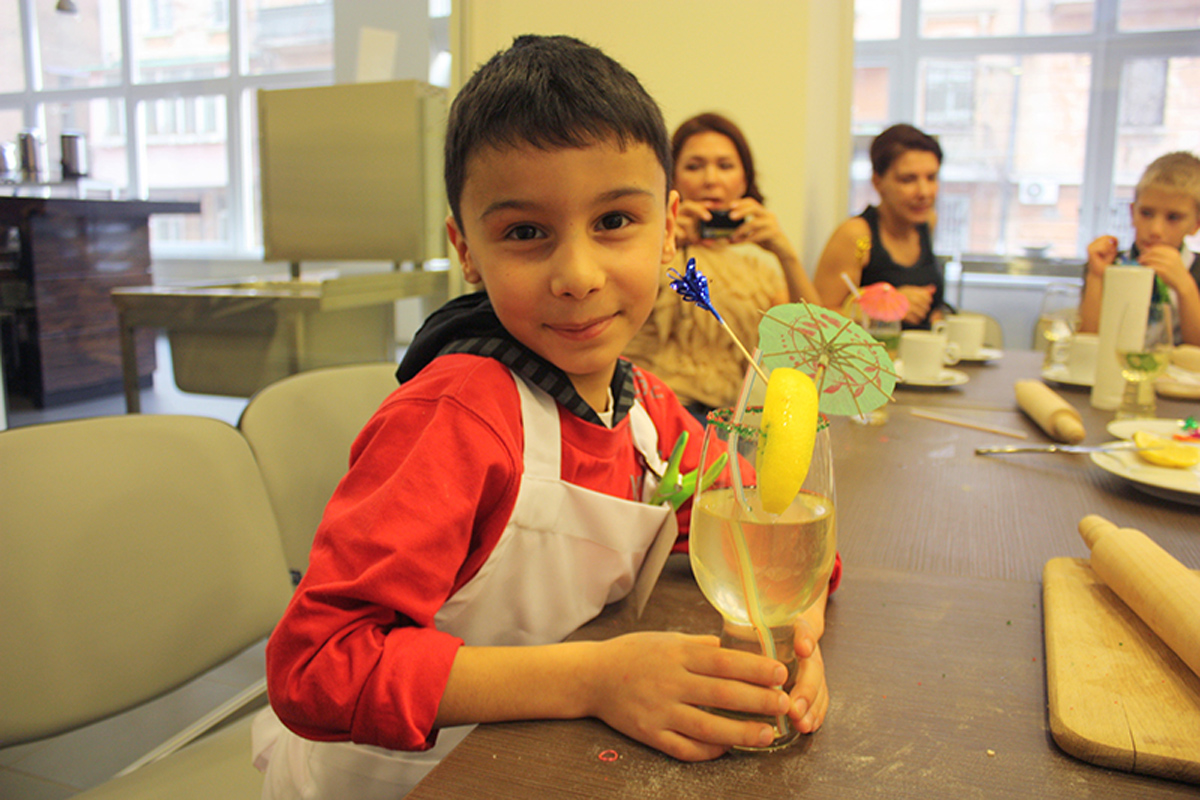 Cooking with kids. How to cook dinner for mom. Cooking classes in Odessa.