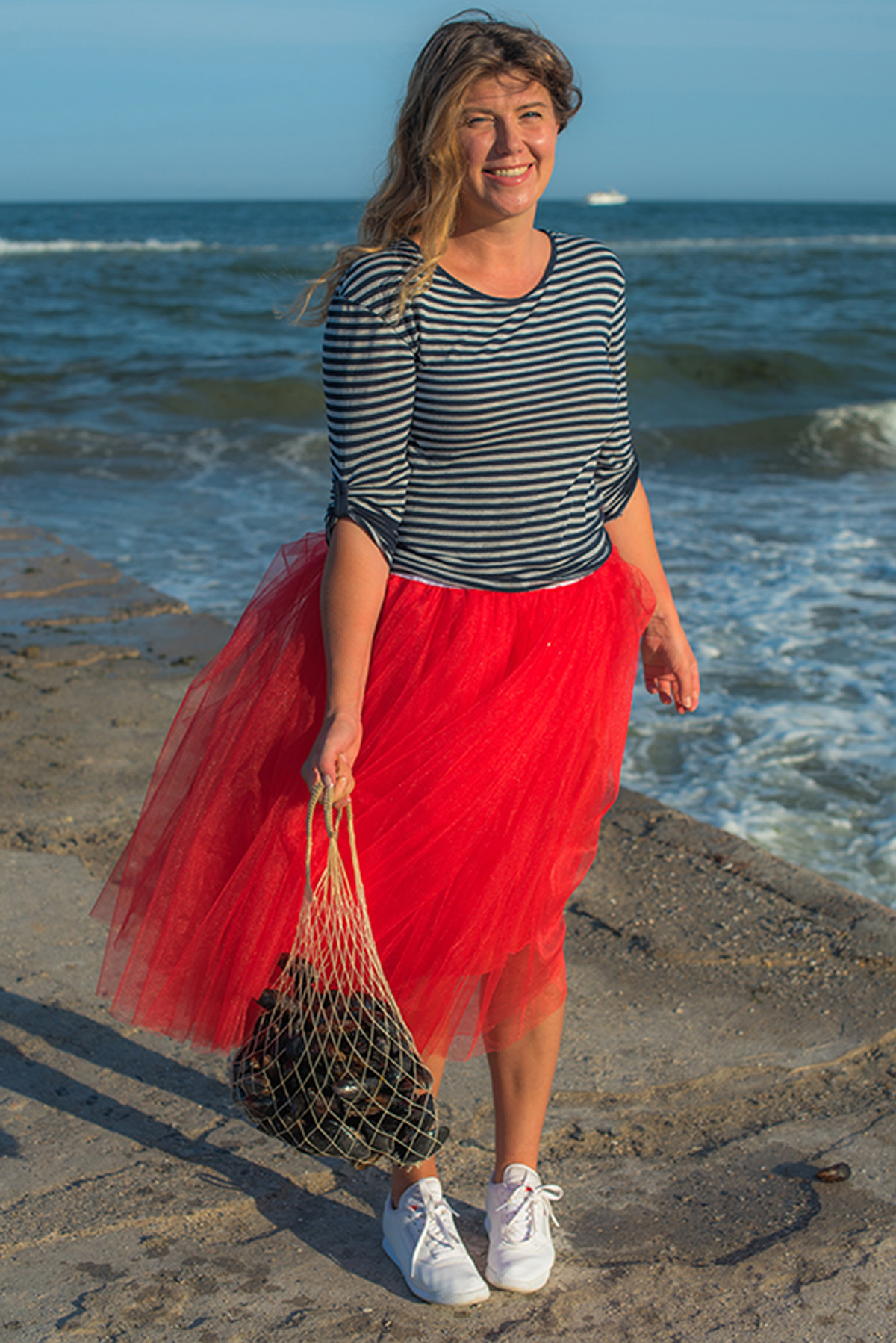 Maria Kalenska and Odessa local mussels. Maria Kalenska food blog, Odessa.