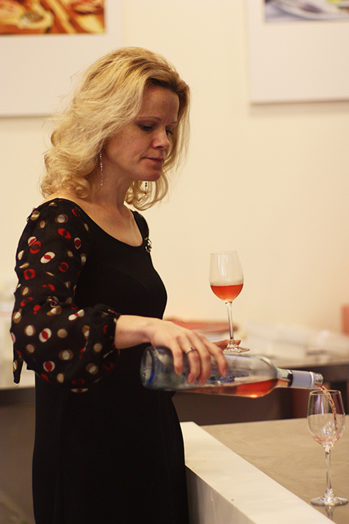 How to choose good wine for meat. Meat & Grill & Barbecue Course. Сooking school "My Odessa Cuisine".
