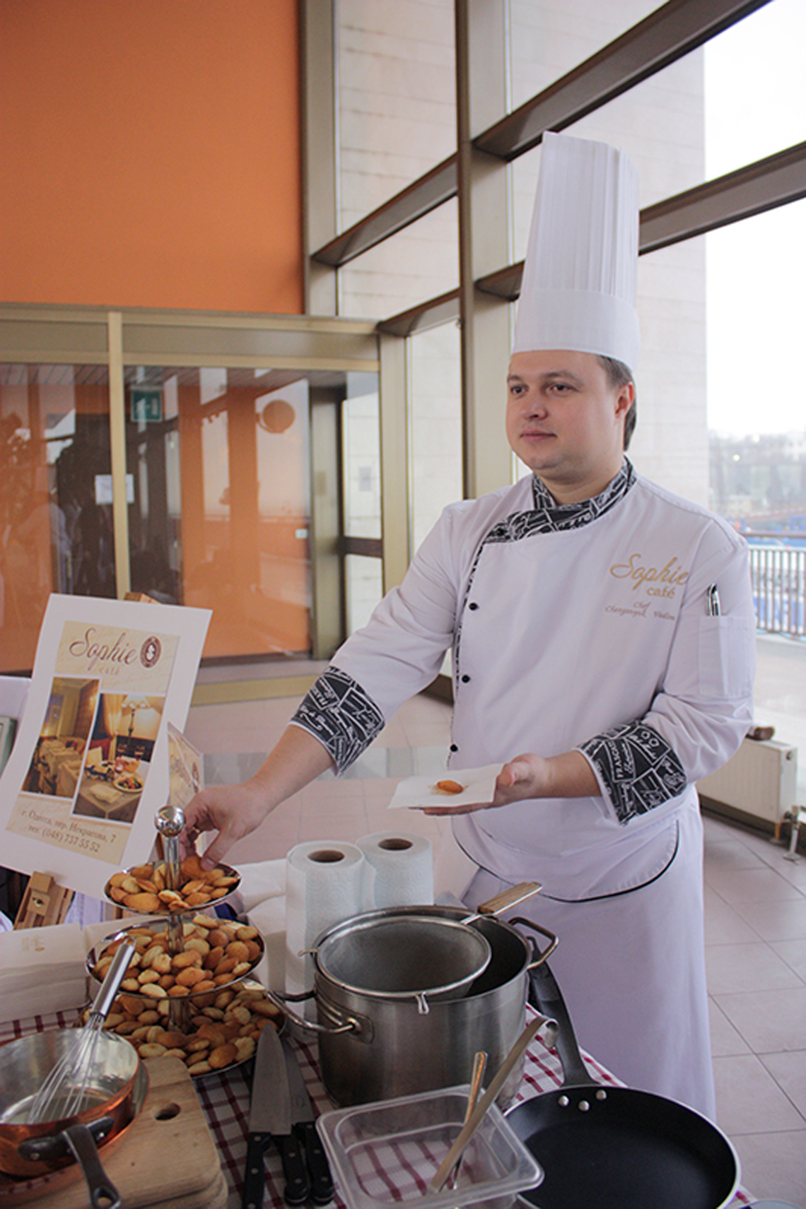 Raising money. Charity Christmas Fair. Cooking school in Ukraine.