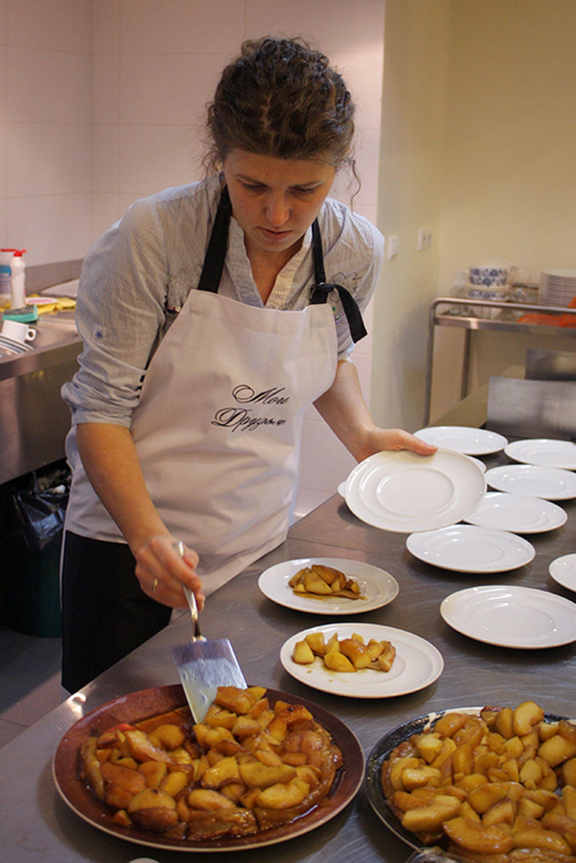 Tarte Tatin. Course "French Regional Cuisine". Сooking school "My Odessa Cuisine".