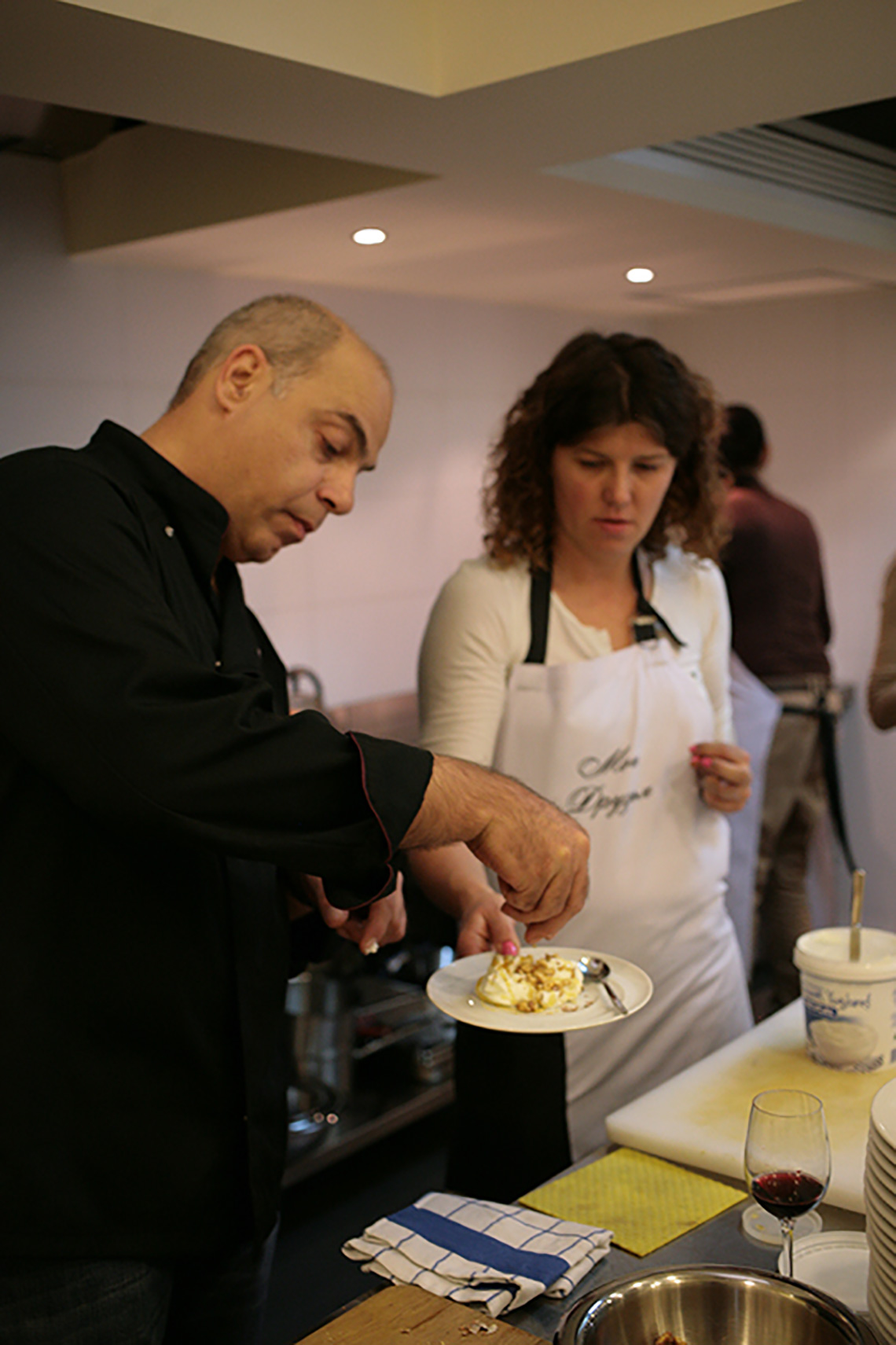 Director of the Hellenic Foundation for Culture. Lesson "Greek Cuisine". Cooking school in Ukraine.