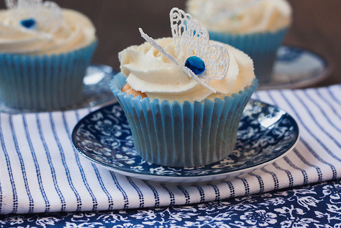 Lavender vanilla cupcakes. Сooking class with chef in Odessa