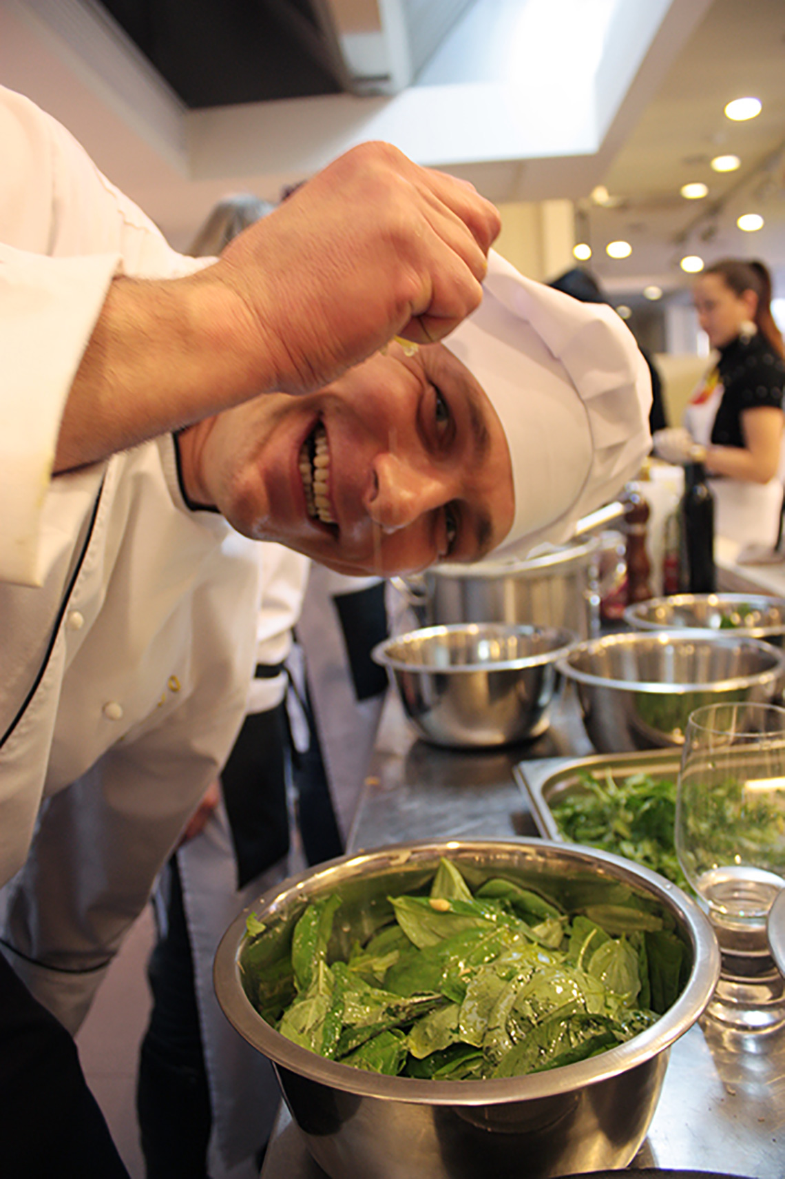 Funny chef. Course "Culinary Traditions of Northern Italy". Cooking school in Ukraine.