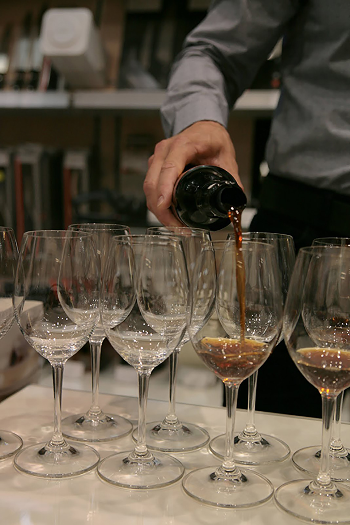 Wine. Lesson Red Velvet Cake. Cooking class at “My Friends” cooking school in Odessa.