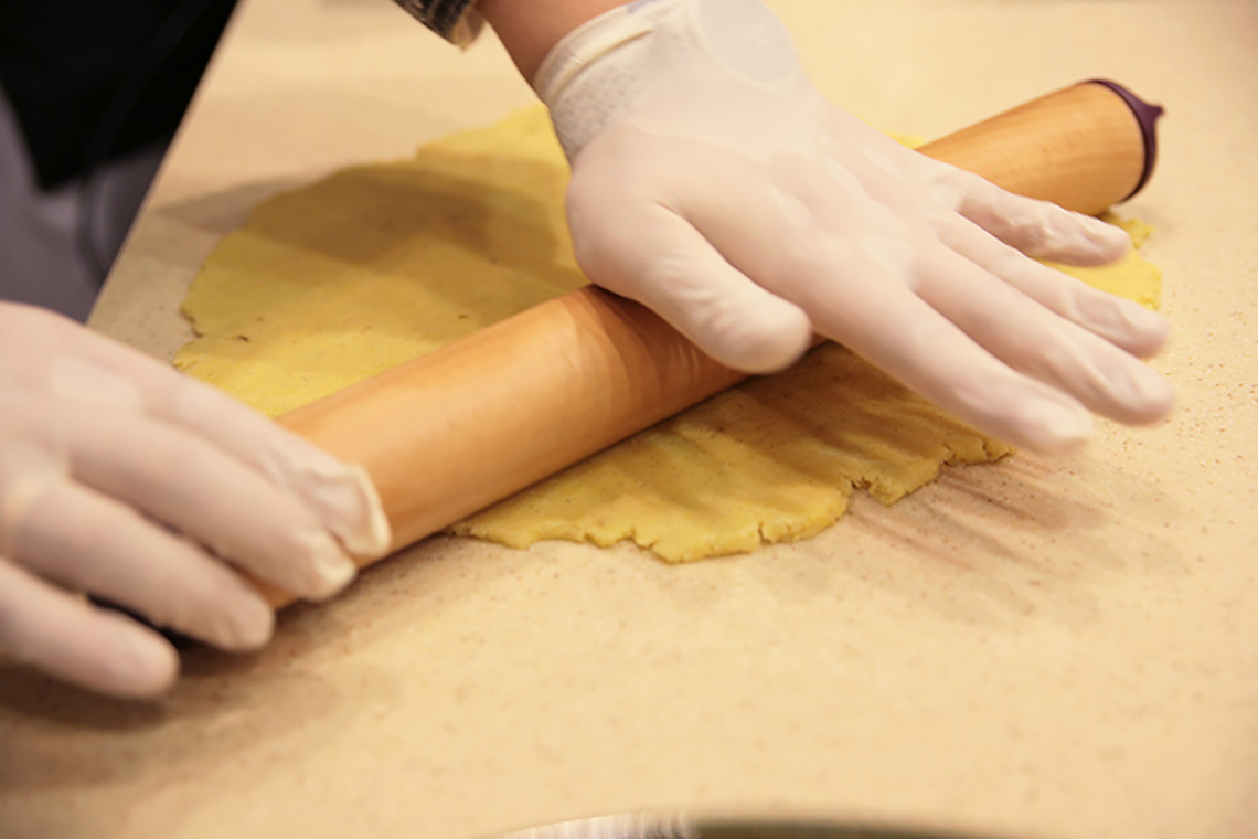 Dough for tart Tatin. Cooking classes in Ukraine.