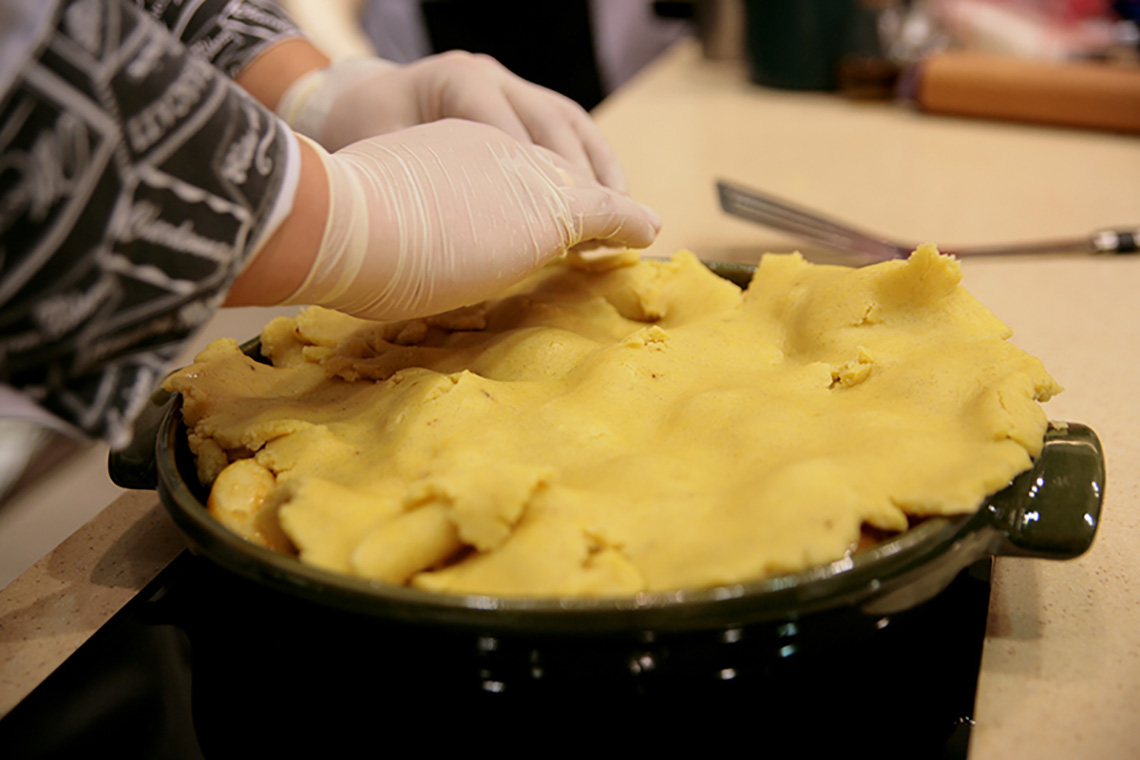 Dough for Pear and Roquefort tart Tatin. Emile Henry set. Cooking classes in Ukraine.