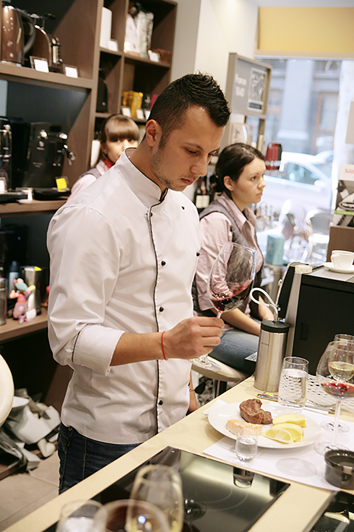 Chef Stefoglo. Tasting “Wine and Food at Promenu”. Cooking classes in Ukraine.