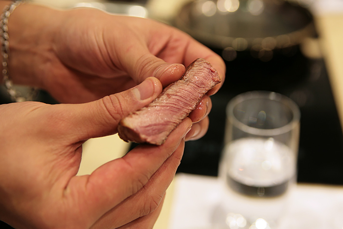 Steak. Tasting “Wine and Food at Promenu”. Cooking classes in Ukraine.
