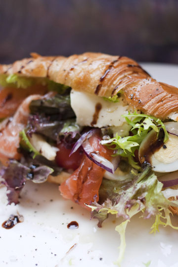Salmon salad croissant. Recipes and tips for easy cooking.