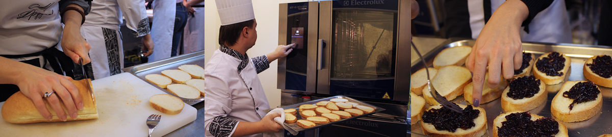 Cook toasts
