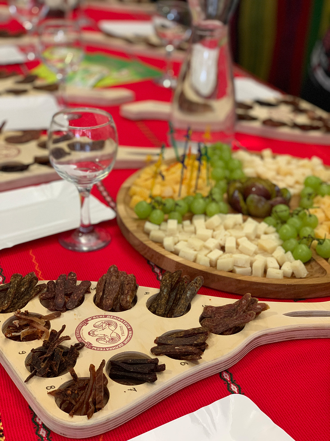 Traditional meat. “Balkans Yastia”. Сooking masterclass for adults in Odessa.
